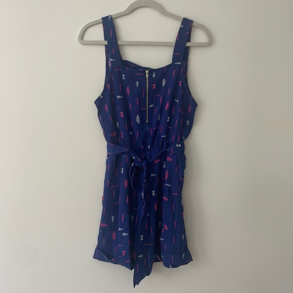 🟦 Cozy Casual Romper - Fun print!